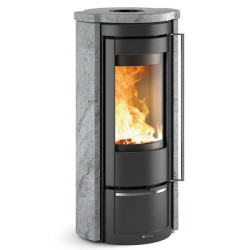 NORDICA - Poêle à bois longiligne LIUPIETRAPIERRENATURELLE