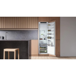 RÉFRIGÉRATEUR INTÉGRABLE 1 PORTE 288L+29L CLASSE E NICHE 178CM GLISSIÈRES